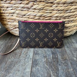 Louis Vuitton Wristlet size PM